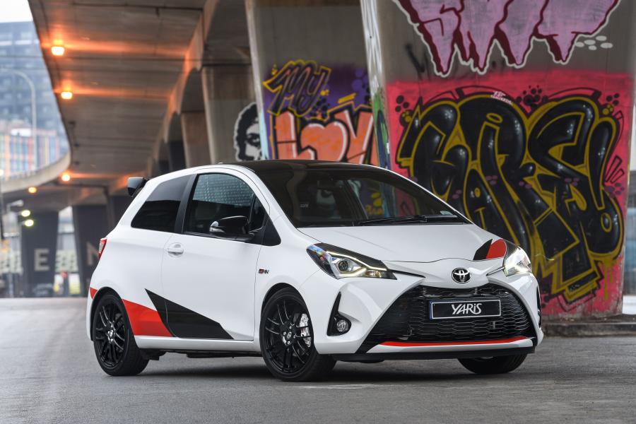  Toyota Yaris GRMN 2018 года  (ZA) (фото 9 из 40)